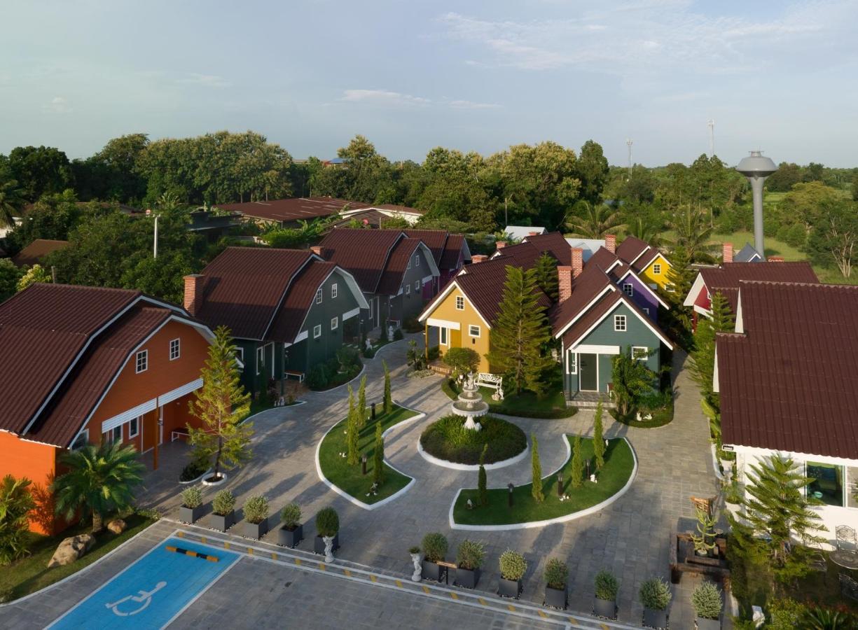 Picha Ville Resort Watthana Nakhon Exteriér fotografie